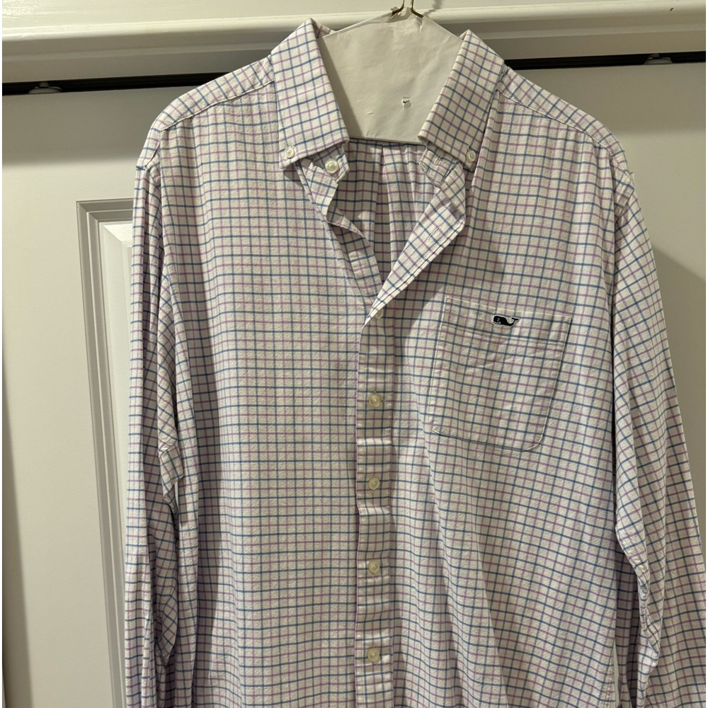 Vineyard Vines Button Down! Great Condition! - image 1